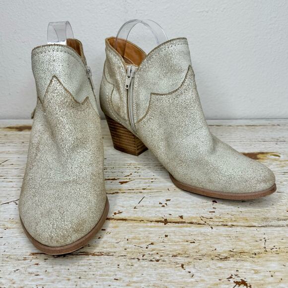 Women's Cream Ankle Boots - Picture 1 of 10